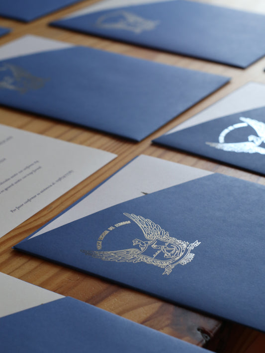 Invitación Corporativa Corvus