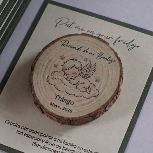 Recuerdo de Bautizo Pin magnético de madera