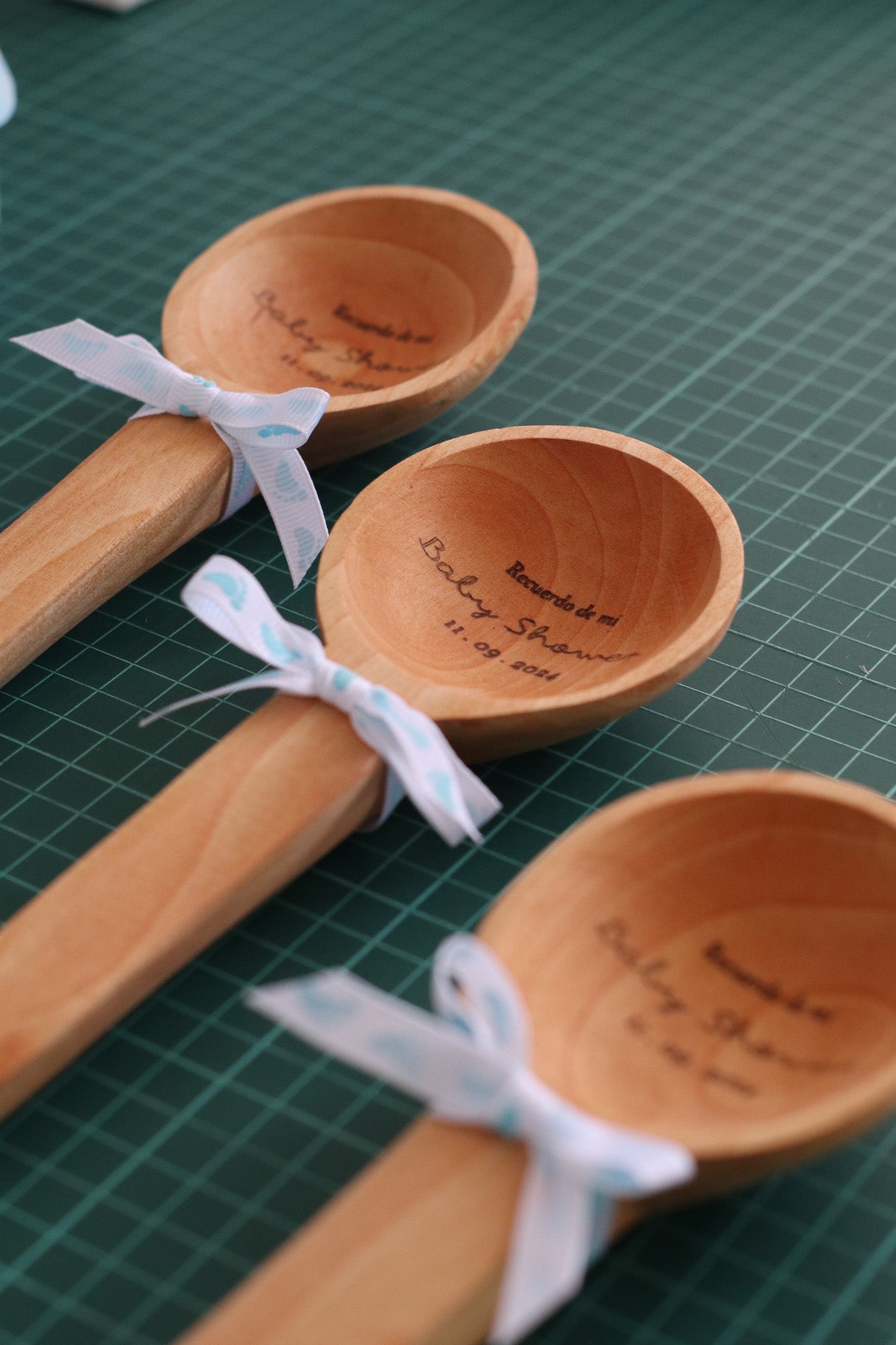 Recuerdo de Baby Shower Caja con Cuchara de Madera