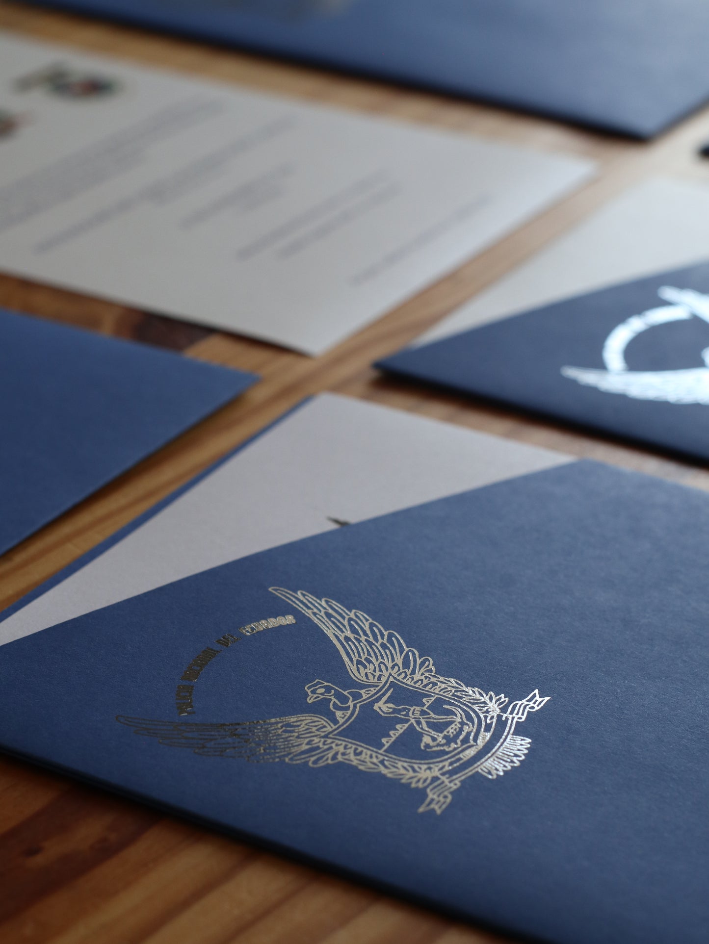 Invitación Corporativa Corvus