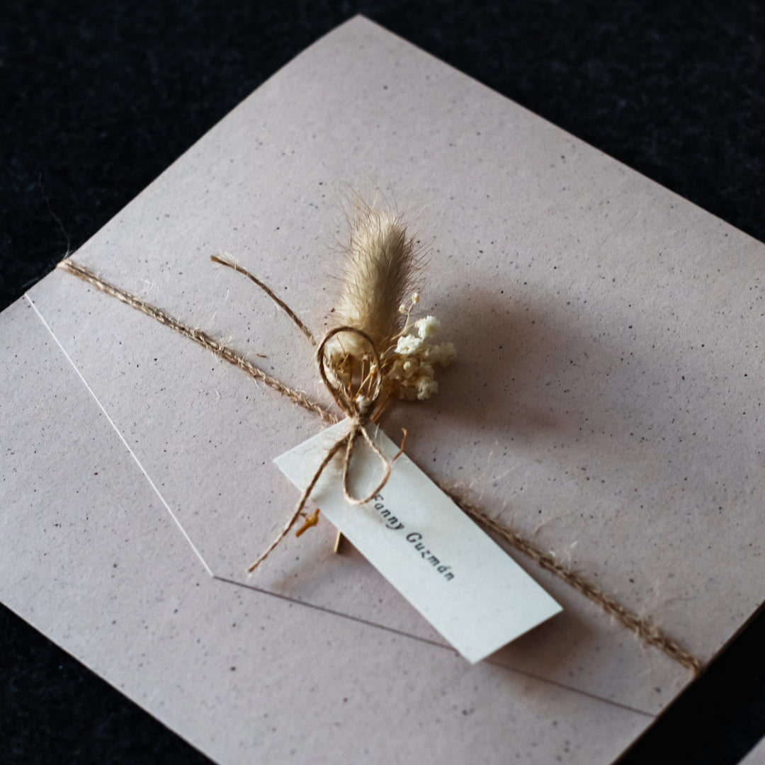 Invitación de boda Orion rústica – El Perro Lunar Quito
